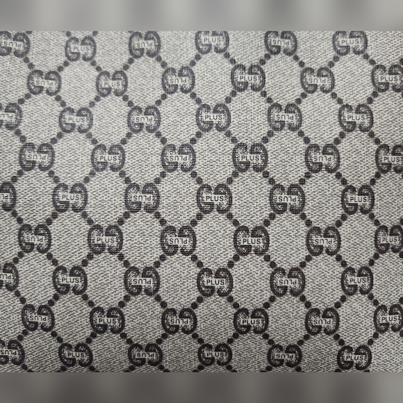 GUCCI PLUS GG Pouch with COA & DUST BAG - VINTAGE - Picture 12 of 13